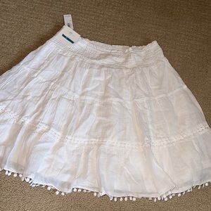 Old Navy white skirt